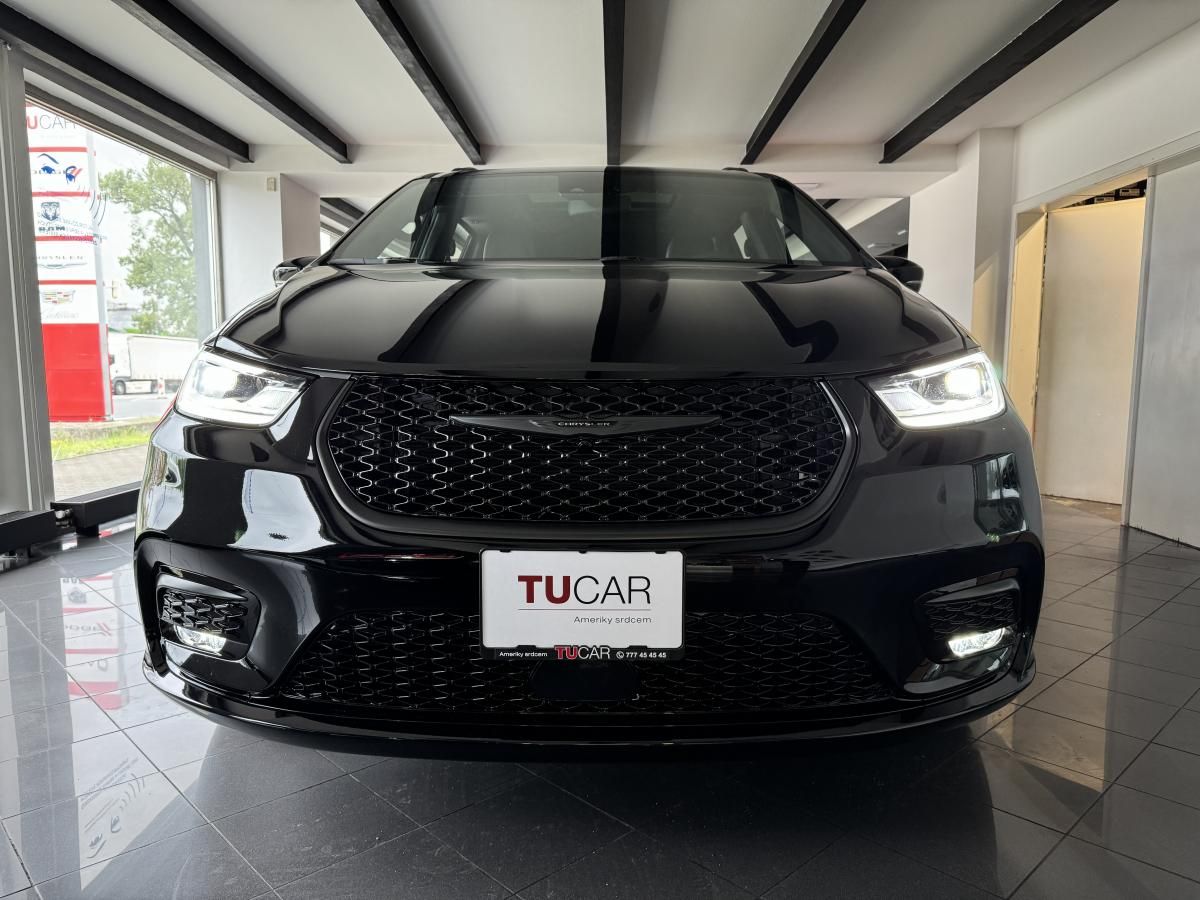 Chrysler Pacifica, AWD Touring-L S-Appearance - fotka 6