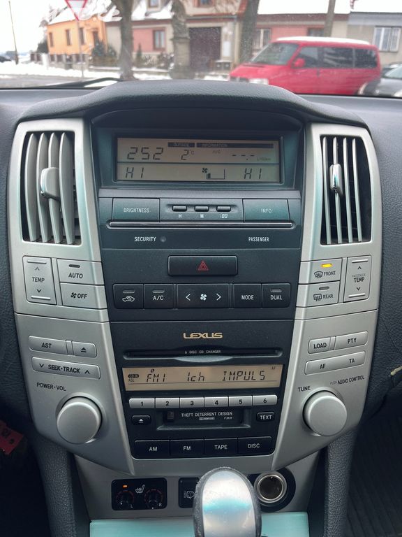 Lexus RX, fotka 17