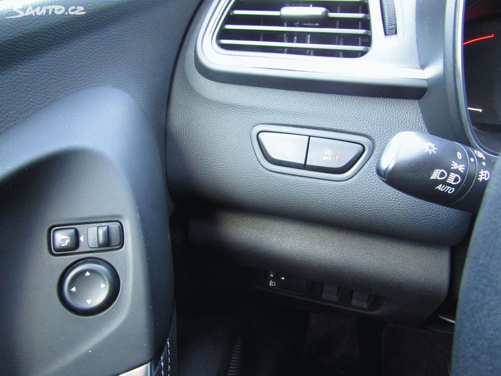 Renault Kadjar 1,5 dCi 110 EDC Intens Sauto.cz