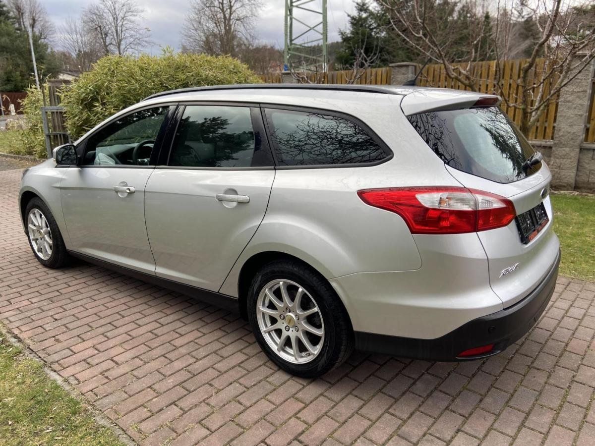 Ford Focus, 1.6Tdci 85kw - fotka 5