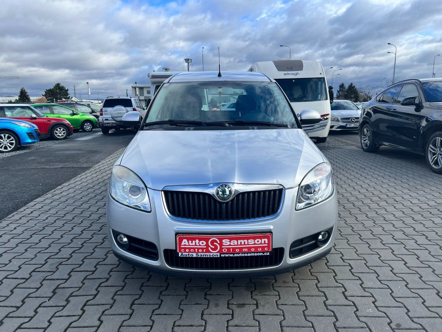 Škoda Roomster, 1.4 16V 63kW *KLIMATIZACE* - fotka 2