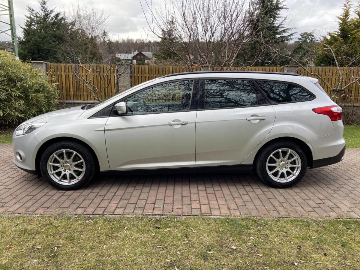 Ford Focus, 1.6Tdci 85kw - fotka 4