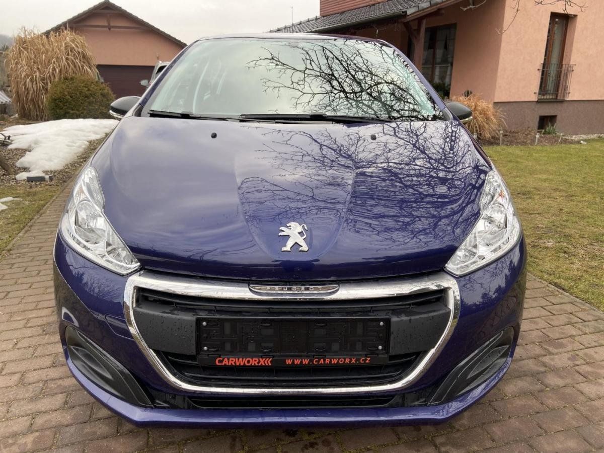 Peugeot 208, 1,2i 50kw - fotka 2