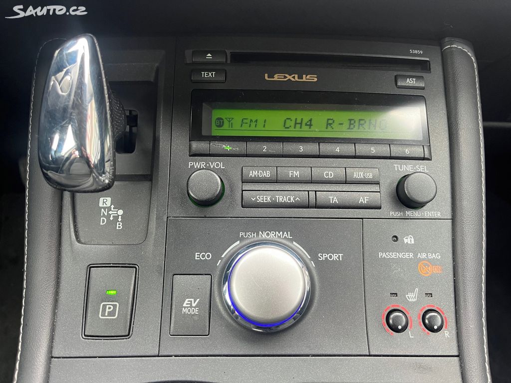 Lexus CT 200h, fotka 18