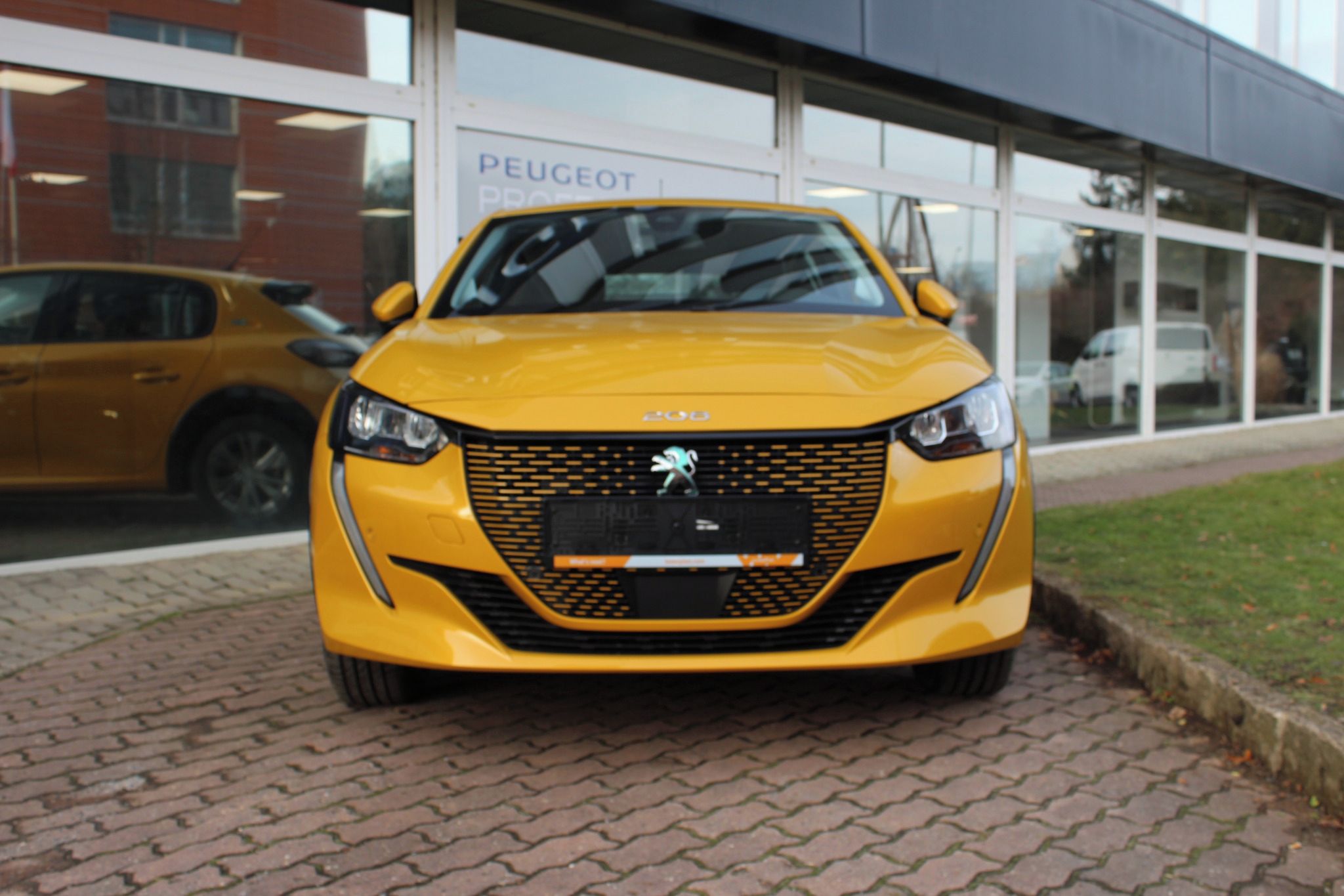 Peugeot 208, e-ALLURE Elektromotor 100 kW