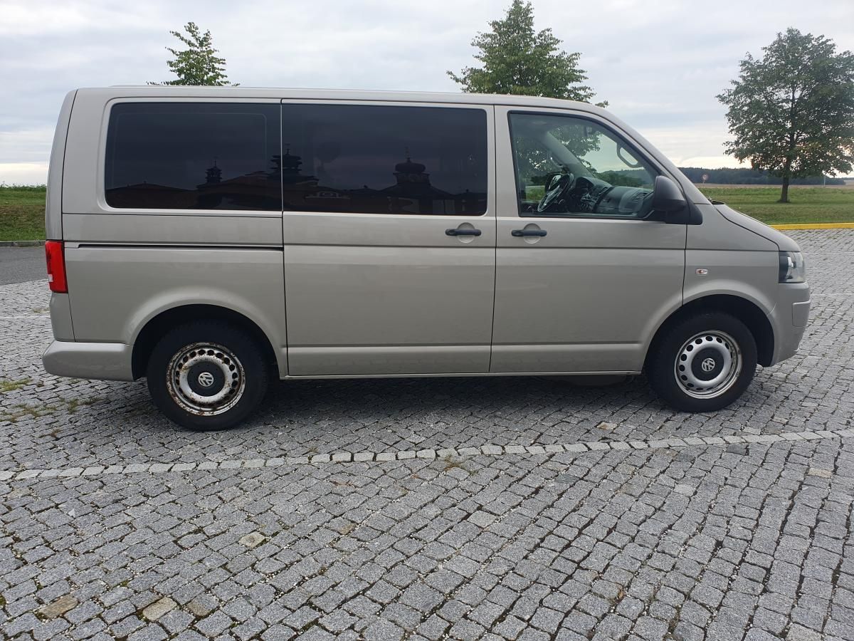 Volkswagen Multivan, 2L 103kw, SPLÁTKY - fotka 6
