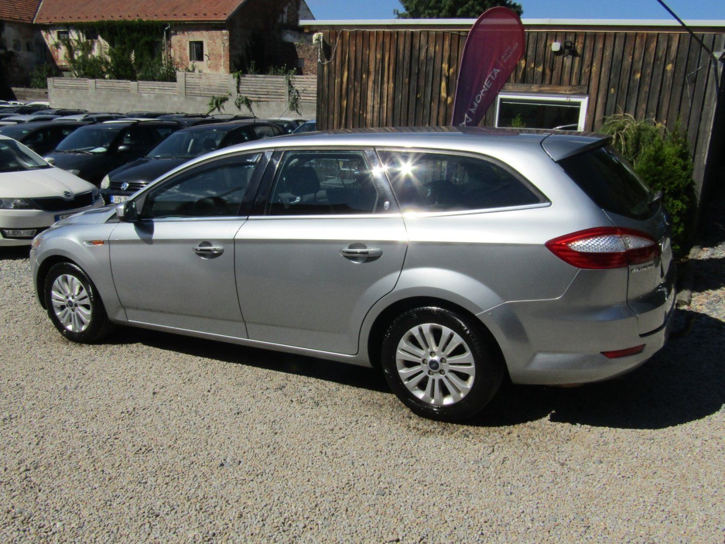 Ford Mondeo, 2.0 TDCi GHIA 1.MAJITEL - fotka 4