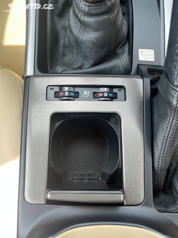 Lexus IS, fotka 18