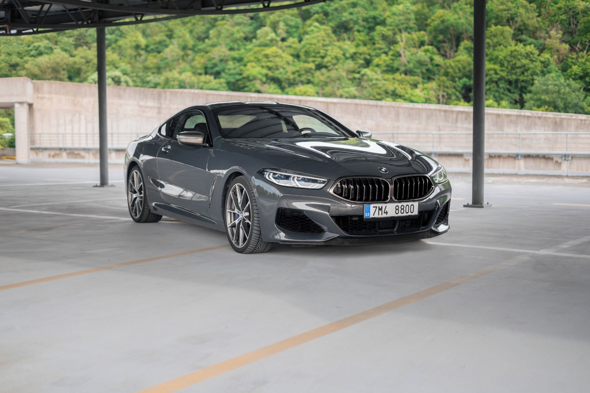 BMW Řada 8, M850i xDrive, Carbon, servis - fotka 6