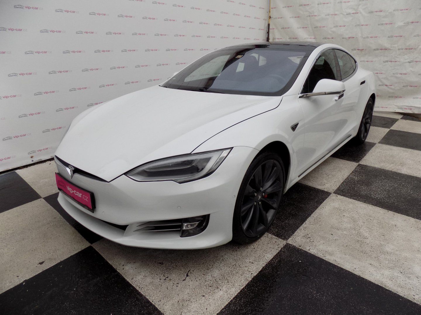 Tesla Model S, P90D-780PS Nabíjení zdarma