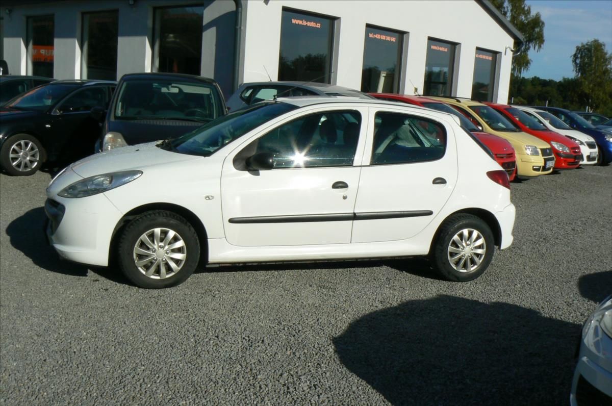 Peugeot 206, 1,1 - fotka 3