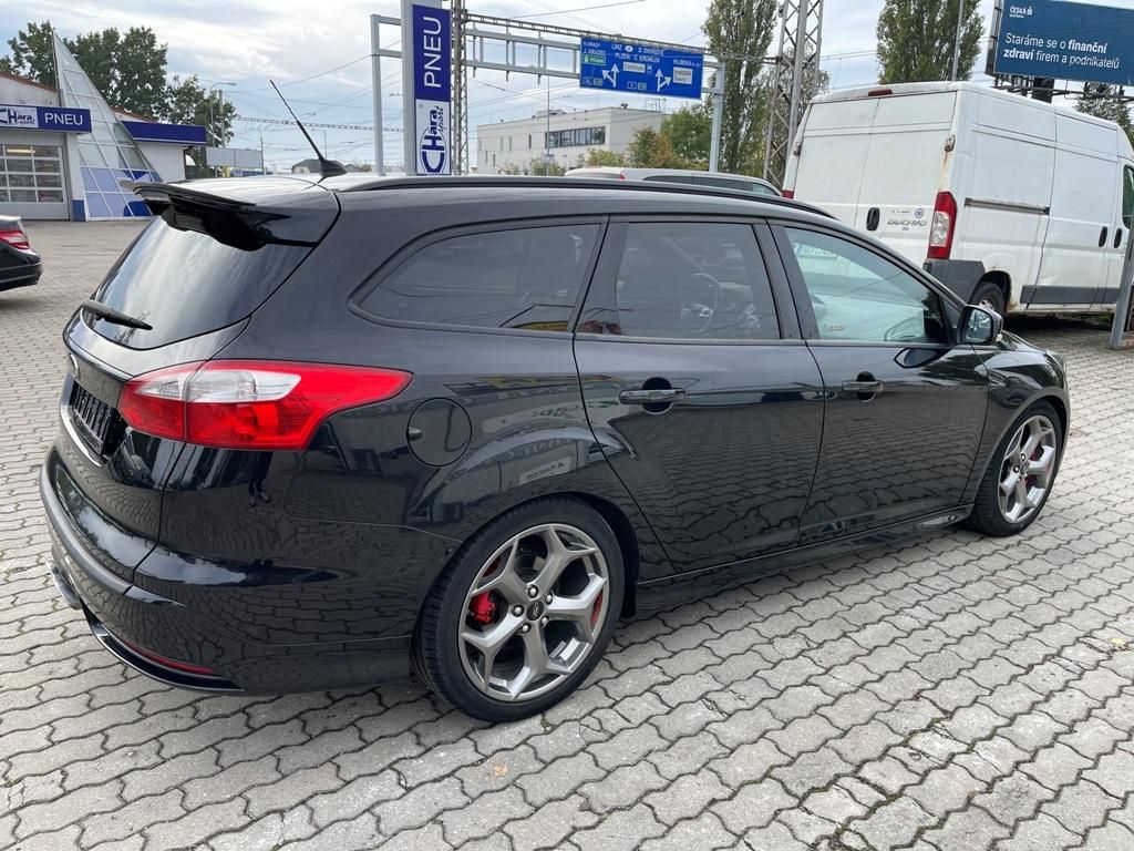 Ford Focus, ST 2.0 EB 184 kW serviska - fotka 5