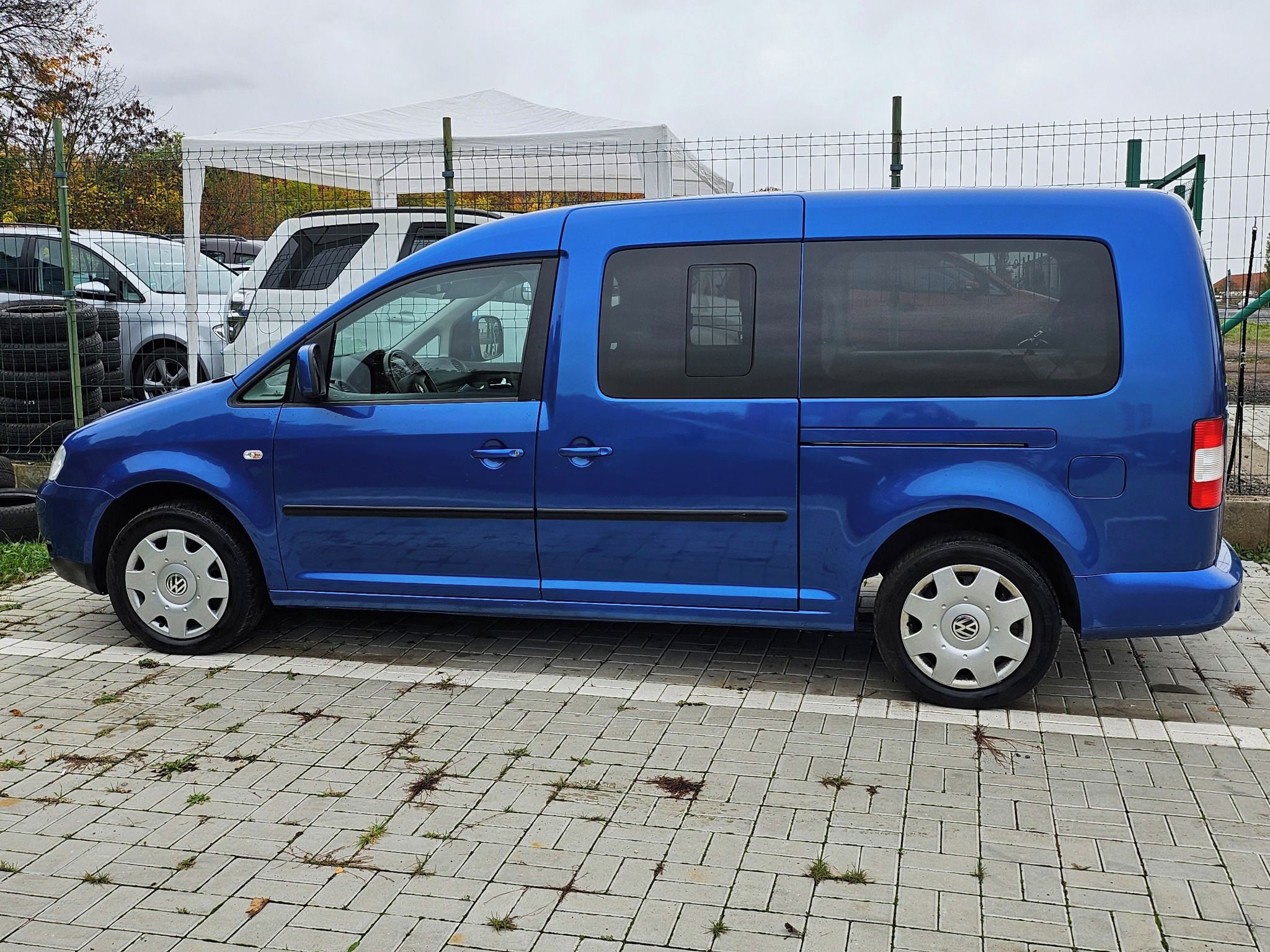 Volkswagen Caddy, MAXI  7 míst - fotka 5