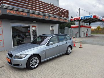 320D XENONY, NAVI, PDC