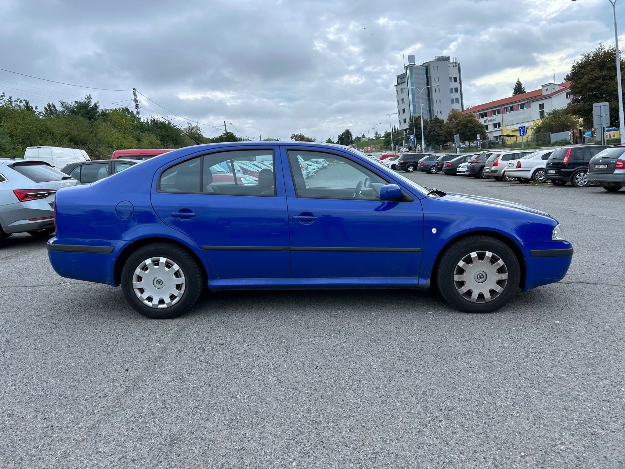 Škoda Octavia, 1,6 MPi - fotka 4