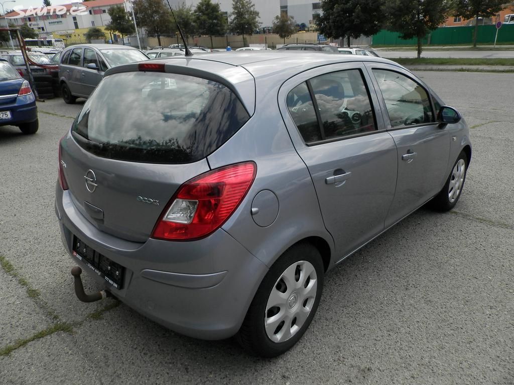 Opel Corsa, 1,0 12V - fotka 5