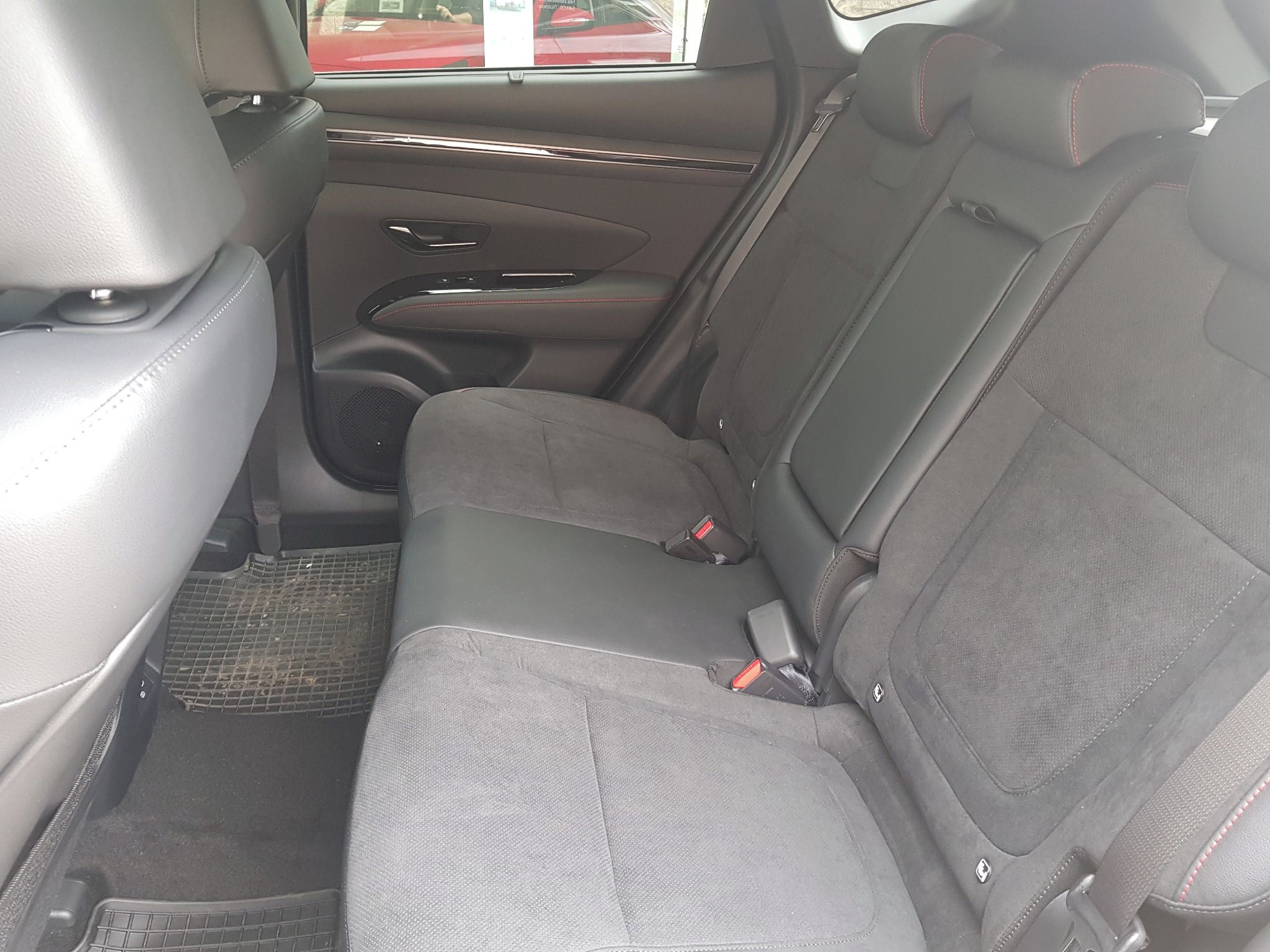 Hyundai Tucson, 1,6TGDi 4x4 7-DCT N-Line - fotka 6