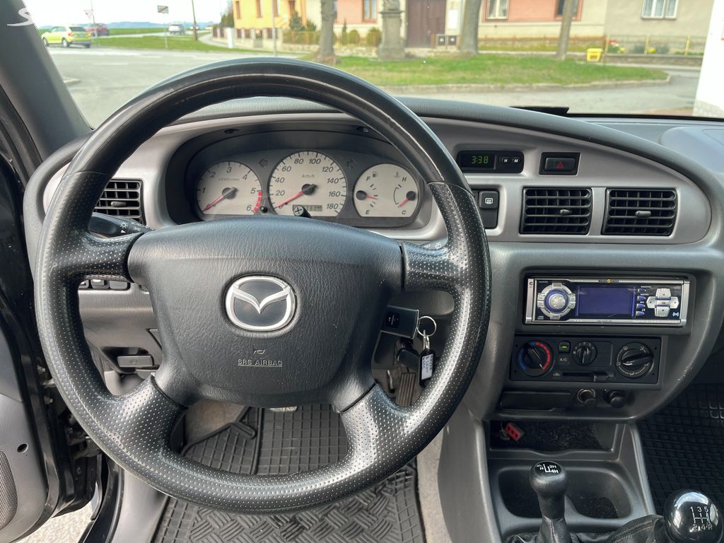 Mazda BT-50, fotka 10