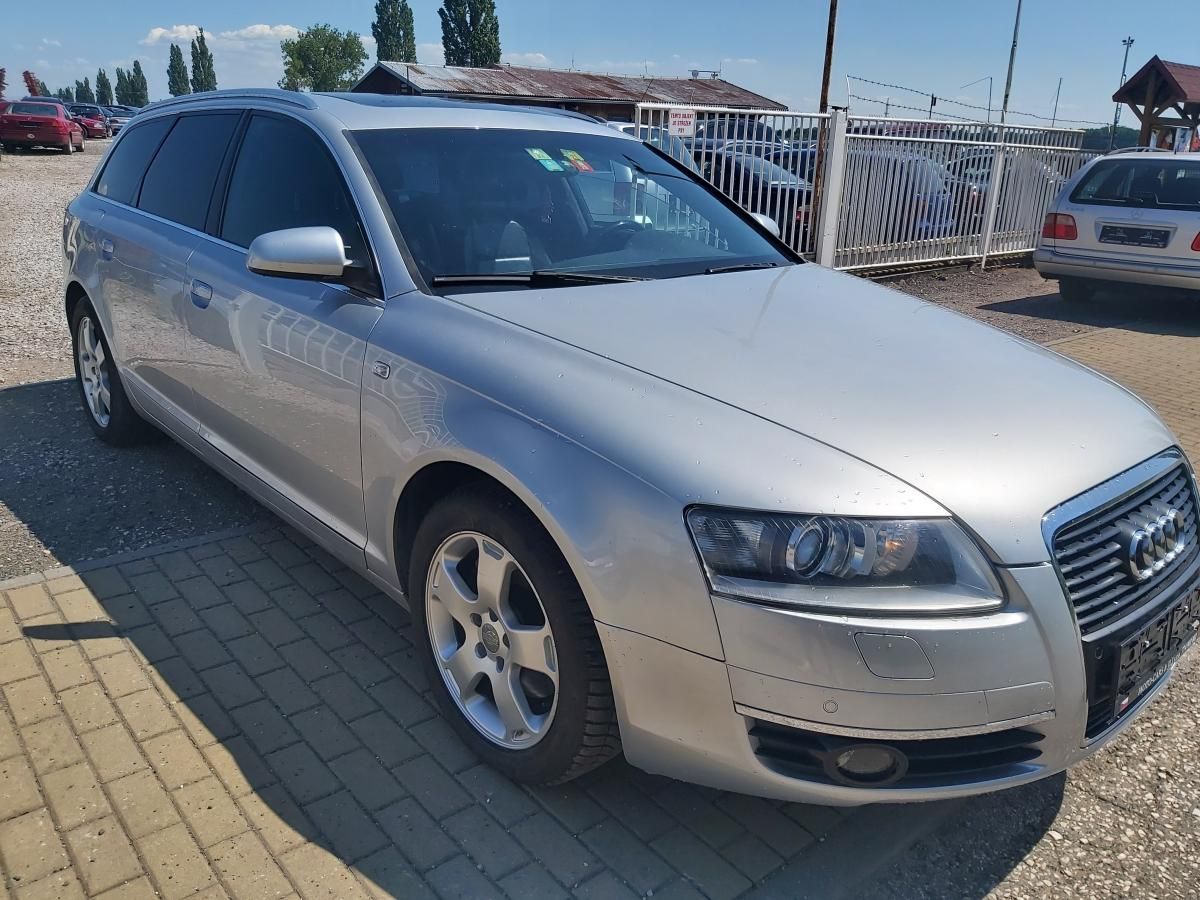 Audi A6 Avant, 3,2 Quatro - fotka 6