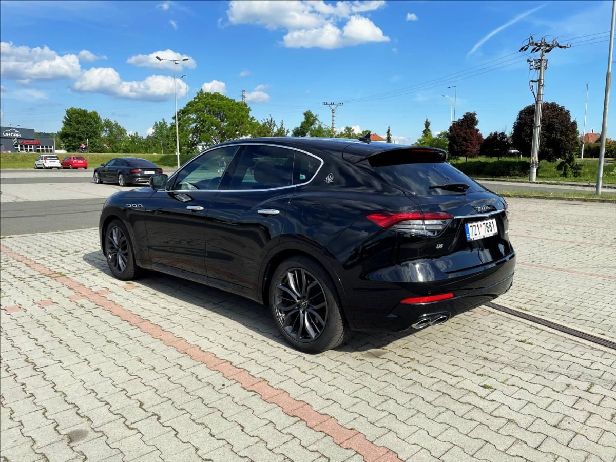Maserati Levante, 3,0 Turbo V6Q4 24V Grand Sport - fotka 4