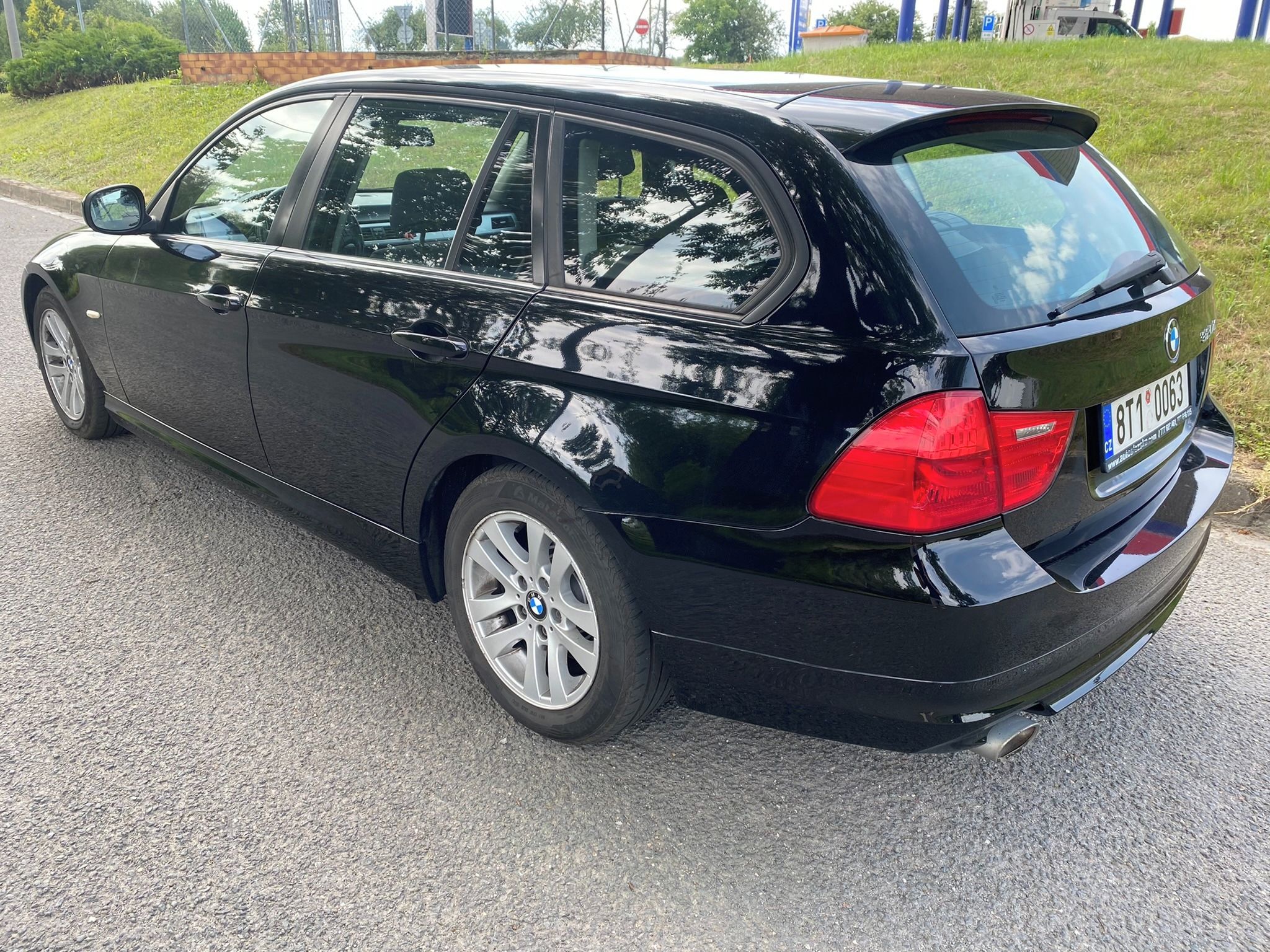 BMW Řada 3, 320D 130KW - fotka 3