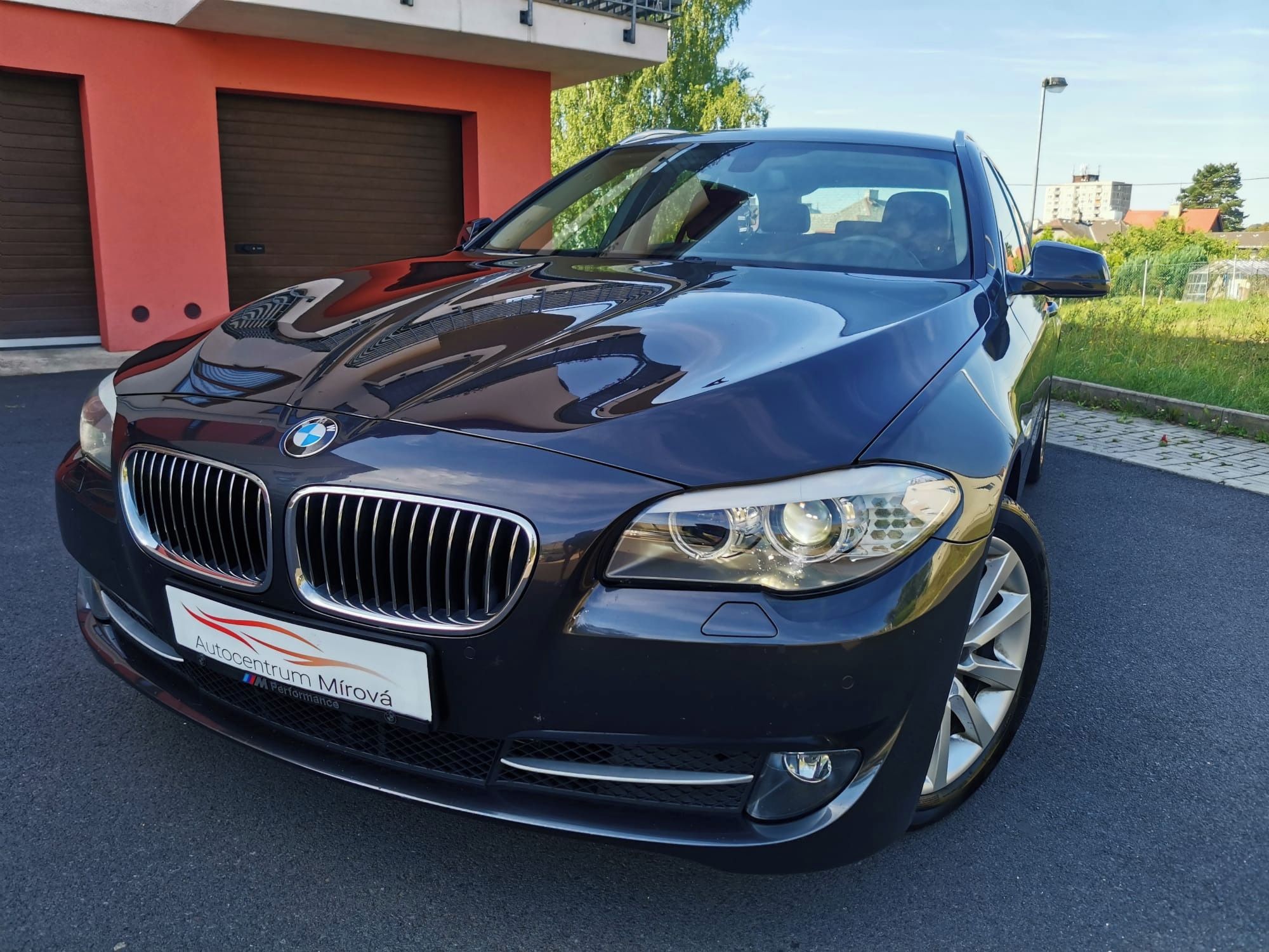 BMW Řada 5, 93 tis km ,plný servis 4x4