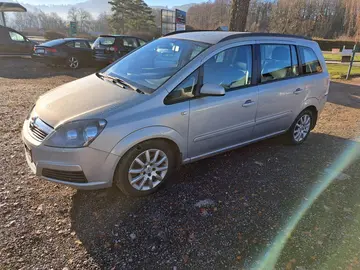 Opel Zafira, 2.2 i Direct 7 míst