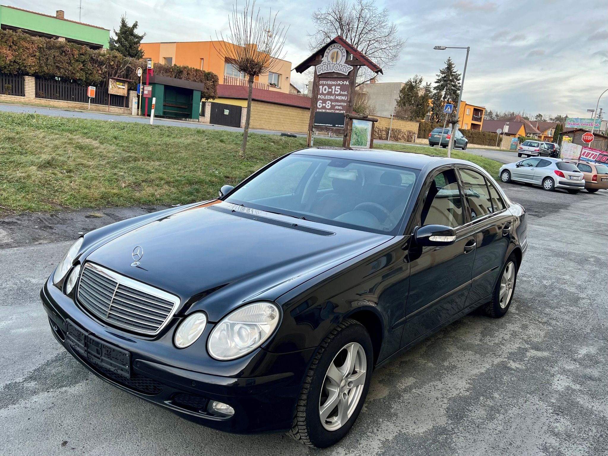 Mercedes-Benz Třídy E, 320CDi 165kW.Navi. - fotka 5