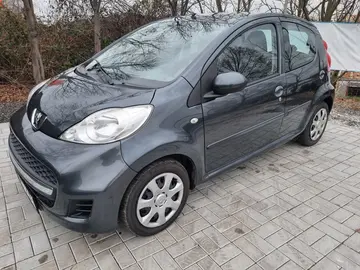 Peugeot 107, 1.0 í 50 KW