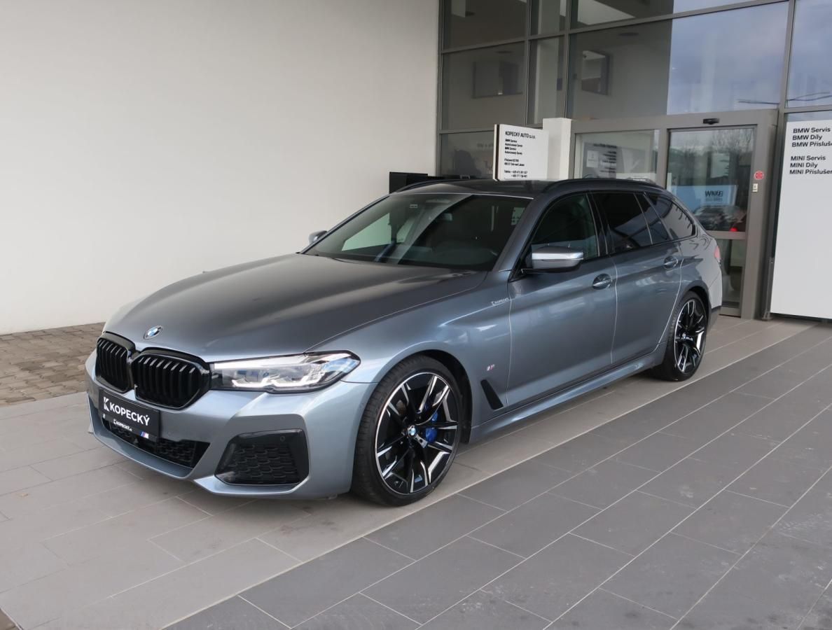 BMW Řada 5, 530d xDrive Touring M Sport