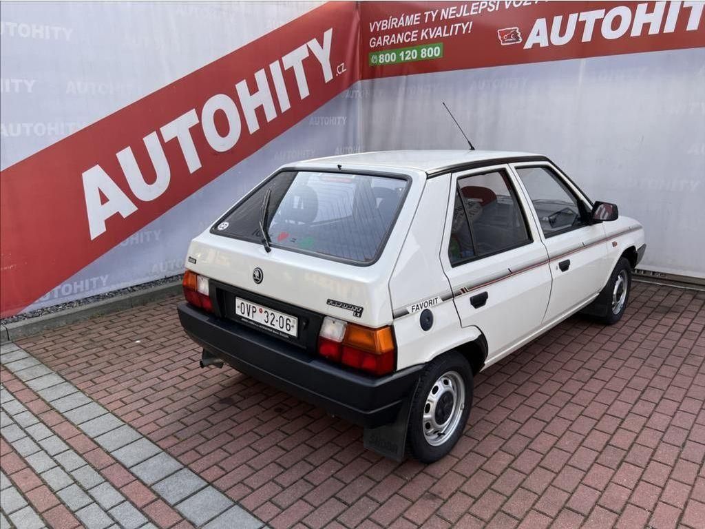 Škoda Favorit, 1.3, ČR,1.M,Original SPZ a TP - fotka 5