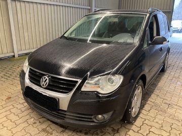 2.0 Tdi 197tkm tažné vyhř. aut