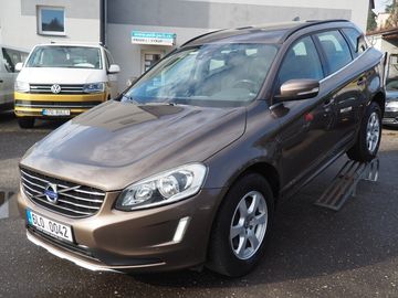 2.4D D4 AWD
