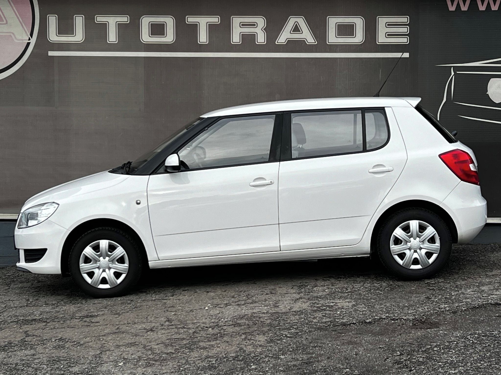 Škoda Fabia, 1.2i 44kW, 1.maj., Plný Servis - fotka 2