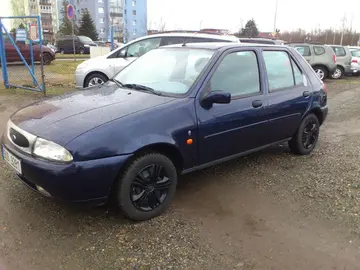 Ford Fiesta, 1,25 Ghia nová STK EKO zaplace