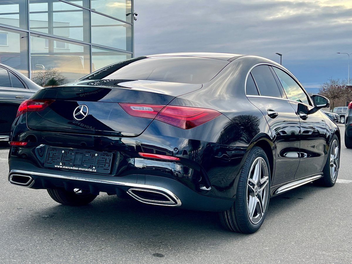 Mercedes-Benz CLA, 200 d kupé Linie  AMG - fotka 3
