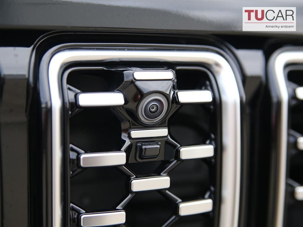 Jeep Grand Cherokee, Summit L 3.6 V6 6 míst - fotka 5