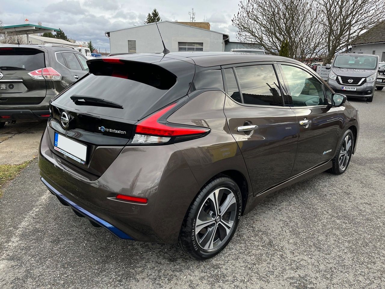 Nissan LEAF, 40kWh N-Connecta + ProPilot + - fotka 3
