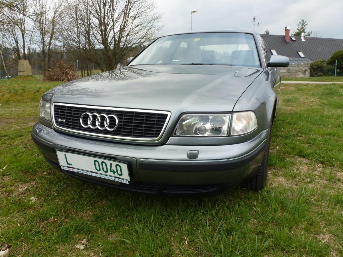 Audi A8, 4,2 V8 Quattro 4x4 AUTOMAT - fotka 3