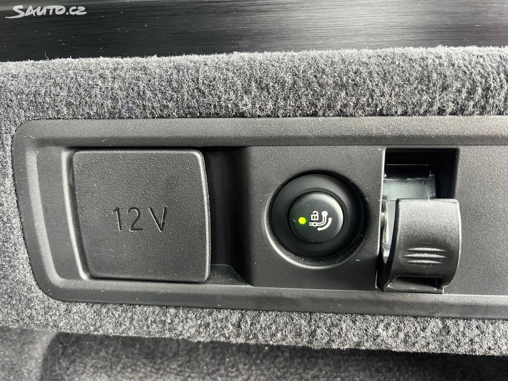 BMW X5, fotka 22
