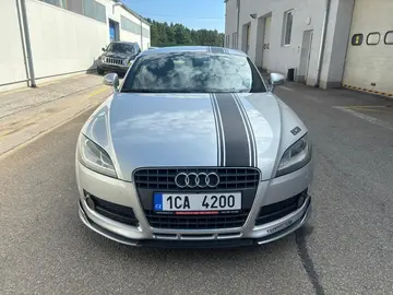 Audi TT, 2FSi,147kW,nový motor 78tis KM