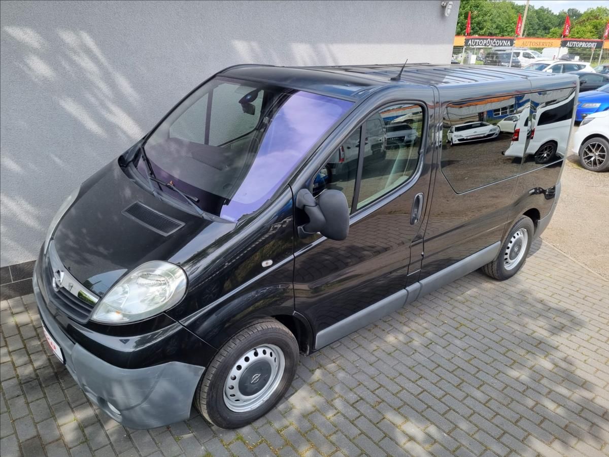 Opel Vivaro, 2,5 DCi 8 Míst Webasto 2xKlima - fotka 2