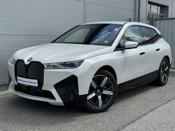 xDrive40