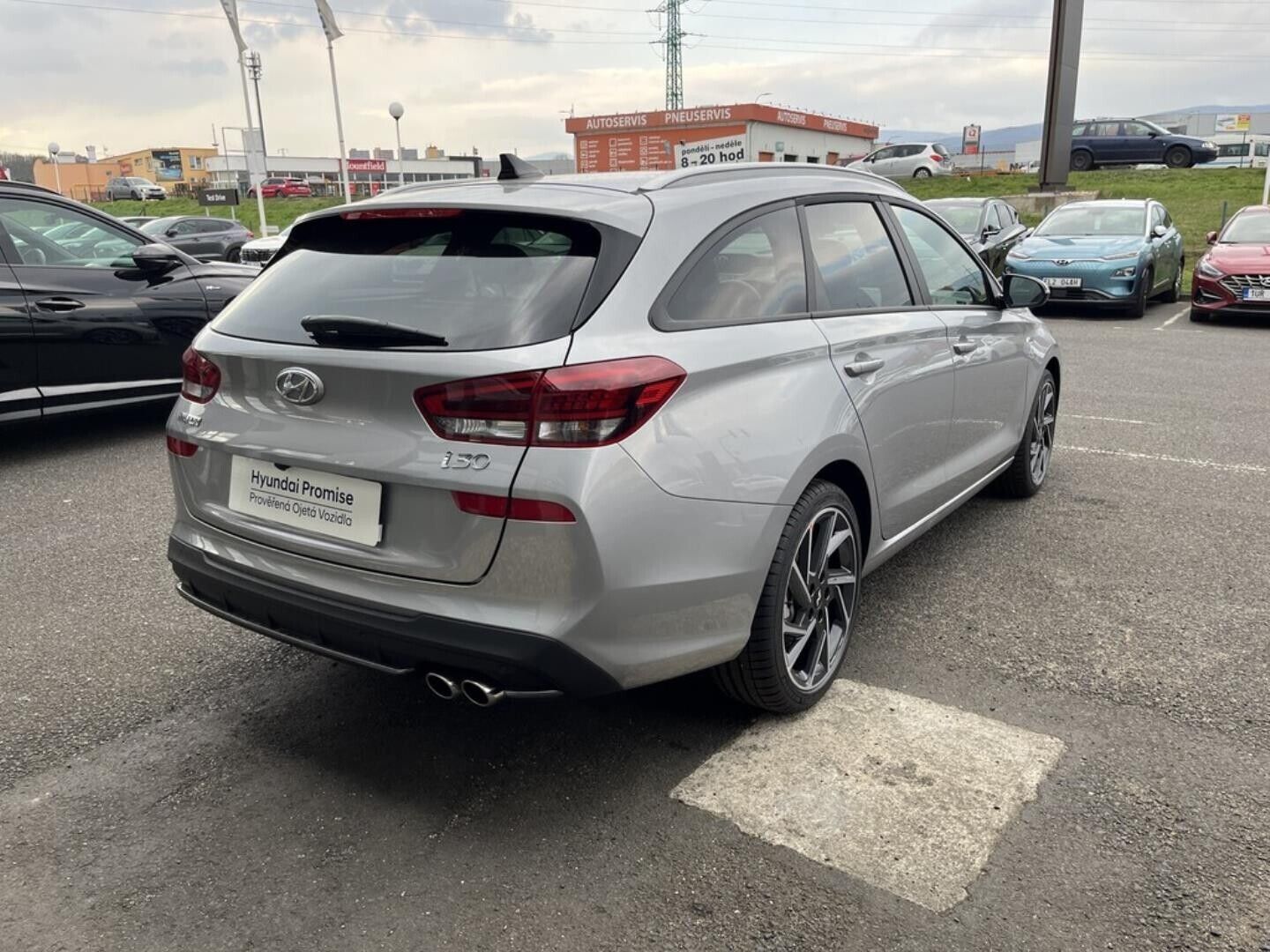 Hyundai i30, MY23 N Line 1,5 T-GDI MHEV 117 - fotka 3