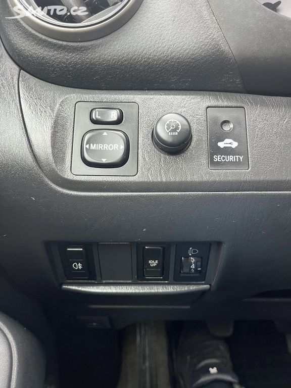 Toyota Rav4, fotka 20