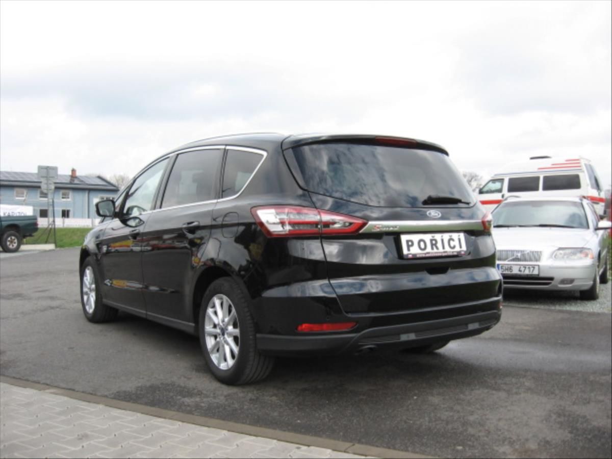 Ford S-MAX, 2,0 Titanium 7 Míst  Odečet 21 - fotka 4
