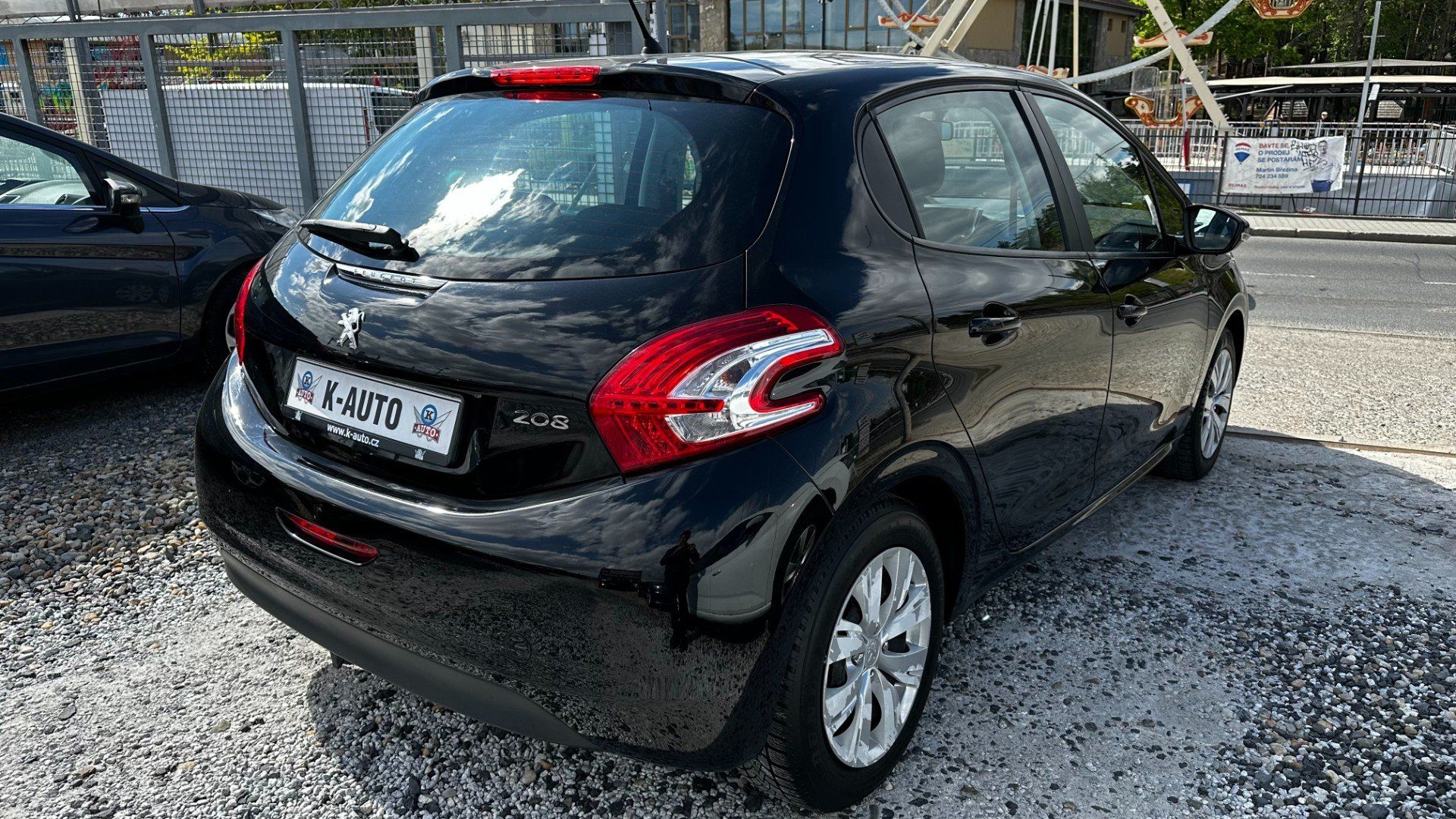 Peugeot 208, 1.2i 60kW*PureTech*Servis* - fotka 4