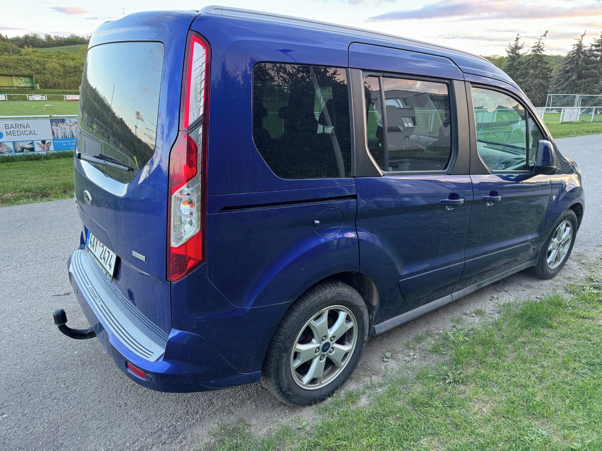 Ford Tourneo Connect, 74kW benzin, CZ, 2.majitel - fotka 5