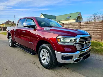 Dodge Ram 1500, 5.7L HEMI Laramie