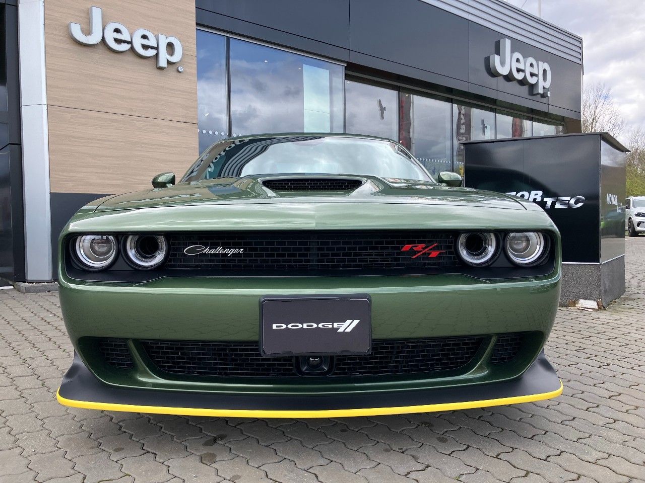 Dodge Challenger, 6.4 V8 HEMI Scat Pack Widebody - fotka 5